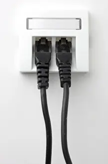 Internet Connection Setup Prints: LAN cable, network cable in a socket