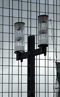 Empty Building Construction Prints: Lantern and mirror facade
Lantern and mirror faade