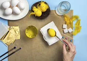 Easter Tradition Decorative Items Prints: How to make a chick from eggs for Easter decor