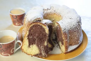 Sweet Treats Europe Prints: Marble ring cake