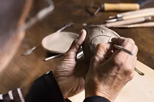Handicrafts Hobby Prints: Modeling pot process