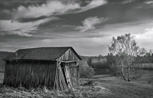 Deserted House Prints: The old barn