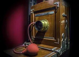 Studio Photography Equipment Prints: The old studio camera for using plates standing on a forked camera stand