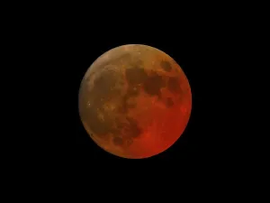 Blood Moon Eclipse Prints: Super blood moon total eclipse