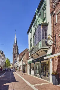 Pedestrian Zone Architecture Prints: Pedestrian zone, general architecture