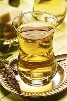 Medicinal Plant Images Prints: Peppermint tea