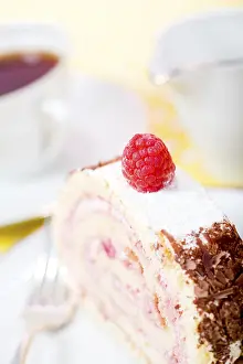 Coffee Break Treats Prints: Piece of cake roll
