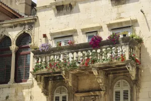Close Up Urban Environment Prints: Split balcony, split balcony