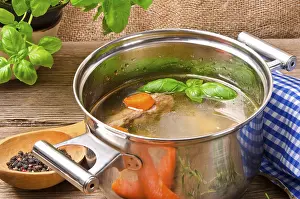 Grocery Store Still Life Prints: Pot with broth
