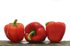 Raw Nutrition Facts Prints: Three red capsicums