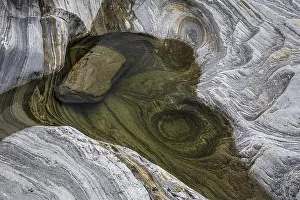 Ticino Mountain Creek Prints: Rocks, rock structures, Verzasca River