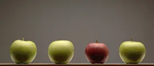 Healthy Eating Concept Prints: Row of apples