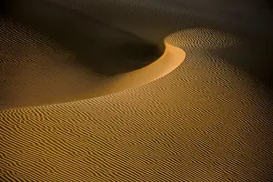 Middle East Desert Scenes Prints: Shapes, structures and patterns