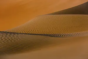 Rub Al Khali Sand Dunes Prints: Shapes, structures and patterns