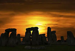 Prints of Silhouette of Stonehenge against evening sky with setting sun, Salisbury, England, Great Britain Salisbury Prints: Silhouette of Stonehenge Print, Salisbury, England