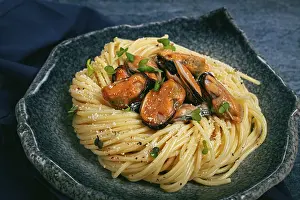 Gourmet Seafood Dish Prints: Spaghetti with mussels, without shell