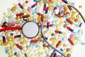 Healthcare Instrument Prints: Stehoscope and tablets