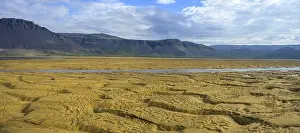 Uninhabited Icelandic Landscapes Prints: Structures in the sand, Rauoasandur