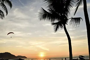 Images Dated 6th September 2024: Beach Sunset Art Print