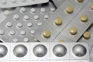 Blister Packaging Prints: Tablets in blister packaging