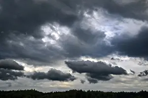 Cloudy Dramatic Sky Prints: Thunderclouds