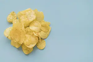 Studio Shot Food Prints: Top view chips with copy space 1