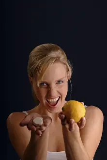 Healthy Woman Prints: Vitamine or tablets?