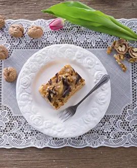 Nutritious Food Options Prints: Walnut caramel cake