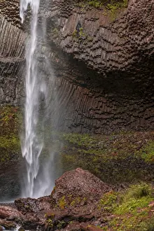 US Travel Photography Prints: Waterfall in front of basalt rock