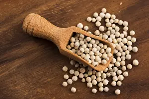 White Peppercorn Prints: White pepercorn