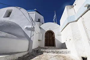 Greek Island Buildings Prints: Whitewashed architecture in Pyrgos