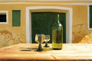 Alcoholic Drinks Prints: Winegrowing