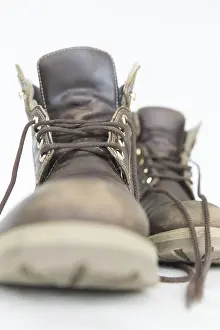 Uninhabited Terrain Prints: Winter Boots