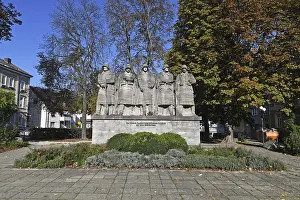 Rhineland Palatinate Cityscape Prints: Worms, Germany, October 2019: Stone war memorial depicting five soldiers dedicated to Infantry Regiment Prince Carl No