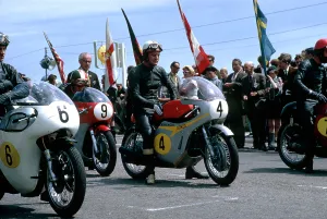 Gerry Cranham Prints: TT Race