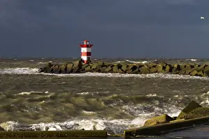 European Coastal Landmarks Prints: Vuurtoren, Lighthouse