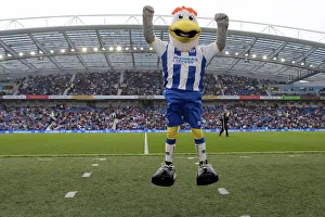 Past seasons/season 2013 14 2013 14 home games burnley 24 08 2013/gully sammy sally Past seasons/season 2013 14 2013 14 home games burnley 24 08 2013/gully sammy sally